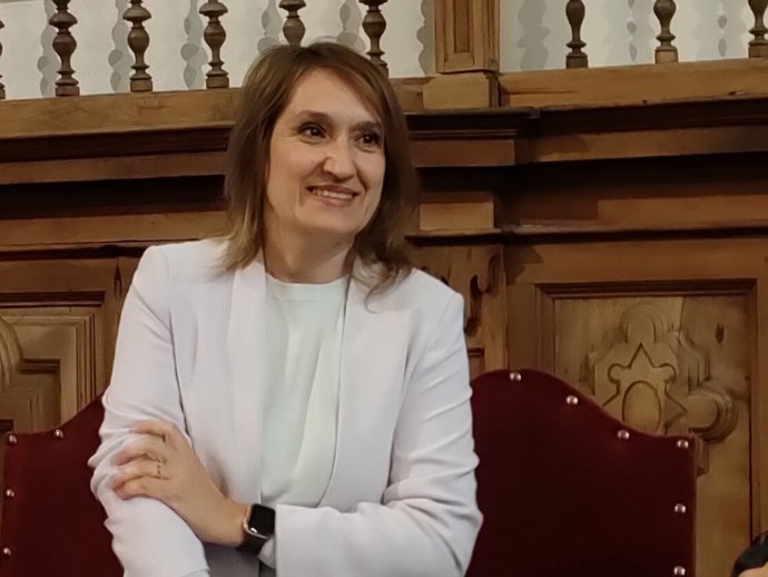 La consejera de Educación.