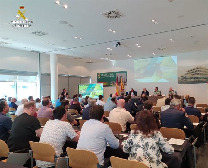 Jornadas de Endesa y la Guardia Civil sobre conexiones eléctricas ilegales para cultivar marihuana