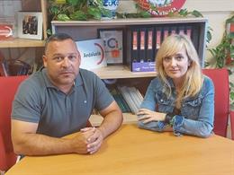 El coordinador regional de UGT Fica, Romualdo Barcala, y la secretaria general de UGT-A, Carmen Castilla.