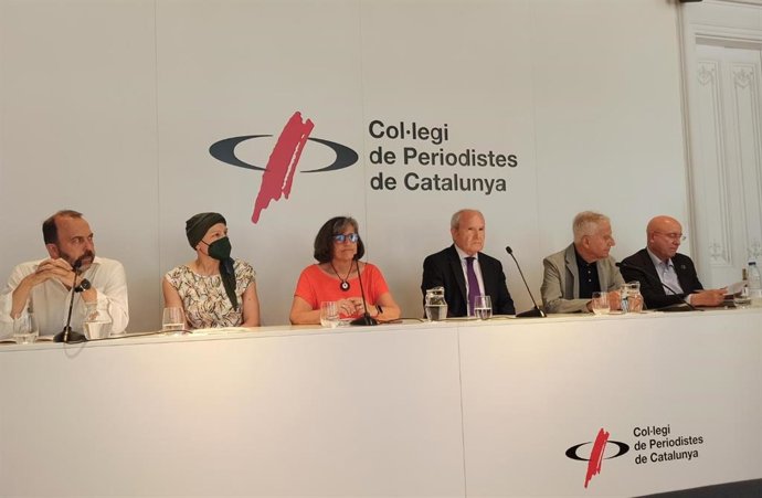 Presentación del manifiesto 'Mejorar del debate público es fortalecer la calidad de la democracia' en el Collegi de Periodistes de Catalunya.