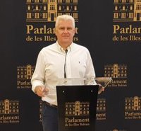 El PI ve "una pataleta" la ausencia de Yllanes al debate de la ley turística y Podemos dice que estaba "al corriente"