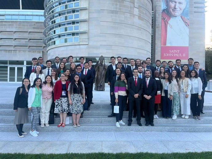 Foto de familia de los participantes en 'In Altum' enWwhasington DC.