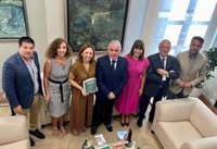 Navarro asegura que Moreno "ha puesto los cimientos de la sanidad del futuro" con avances en hitos para Málaga