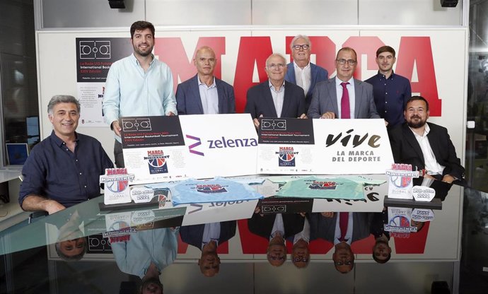 Presentación del torneo 'Global X MARCA La Roda U12W'