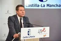 Page cree que Feijóo intentará distanciarse de Vox mientras Núñez "ya ha llamado a sus puertas" para pactar en C-LM