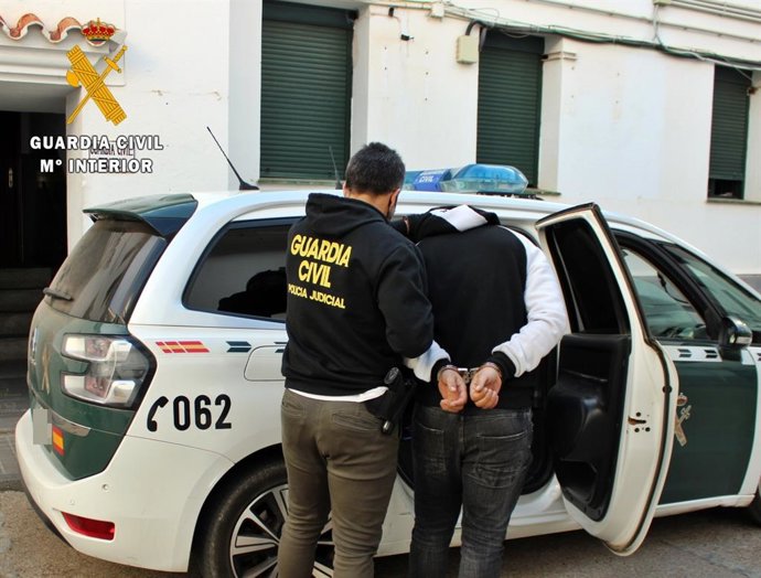 Archivo - Imagen de archivo de una detención