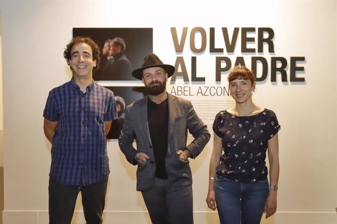 Exposición Volver al padre en la Sala Amós Salvador de Logroño