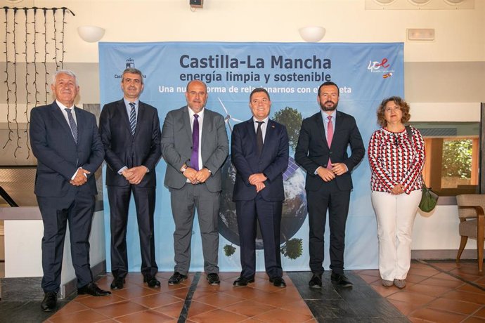 El Presidente De Castilla-La Mancha, Emiliano García-Page, Ha Presentado El Plan Estratégico Para El Desarrollo Energético De Castilla-La Mancha, Horizonte 2030.