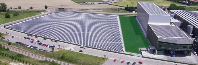 Parc solar installat per Casa Tarradellas