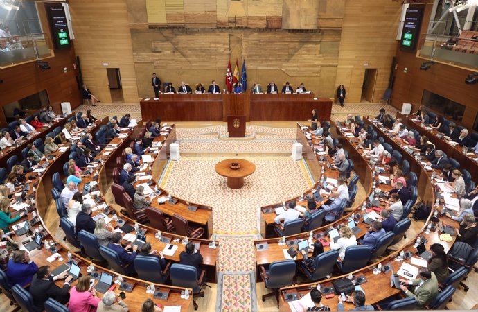 Vista del hemiciclo en un pleno de la Asamblea de Madrid, a 2 de junio de 2022, en Madrid (España). 