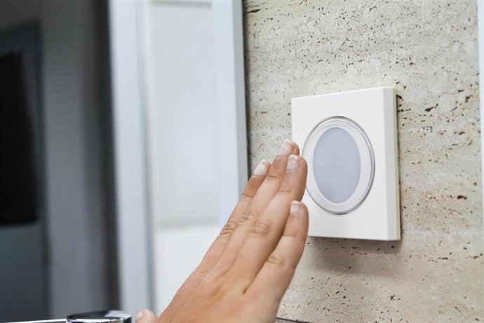 Archivo - Waisense, tecnología que permite ahorrar hasta 25 litros de agua cada vez que abrimos el grifo de agua caliente