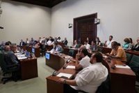 El Parlament rechaza que la oficina de Puigdemont presente un informe sobre los contactos rusos