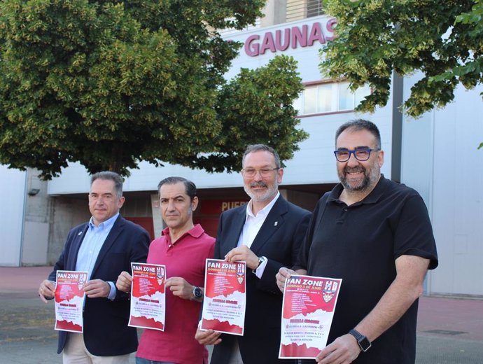 Presentación de 'Fan Zone' en Las Gaunas y retransmisión en directo en el Palacio del partido de la UD Logroñés