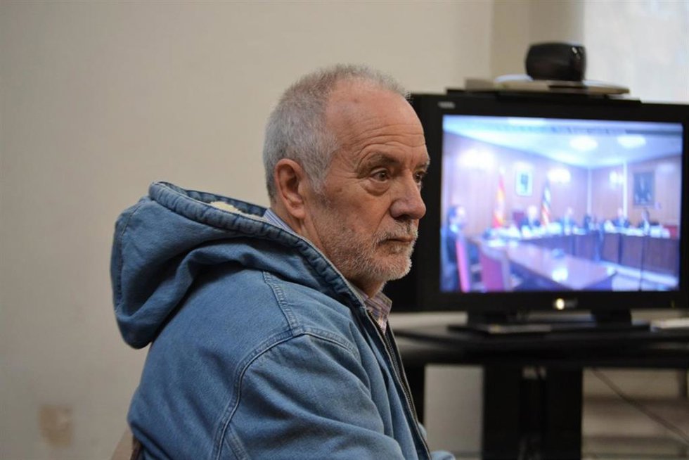 Archivo - El empresario Bartolomé Cursach, sentado en el banquillo por un juicio en marzo de 2018.