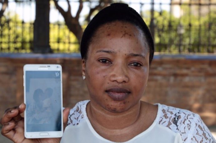Oumo Totopa, mujer migrante separada de su hijo tras llegar ambos en patera a España