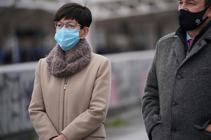 Archivo - La portavoz del PNV en el Senado, Estefanía Beltrán de Heredia (i), y el presidente del PNV, Andoni Ortuzar (d), durante la rueda de prensa 