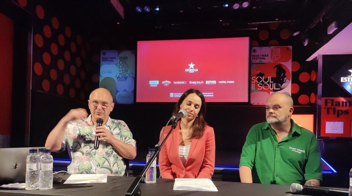 De izquierda a derecha, el director del Mas i Mas Festival, Joan Mas, la coordinadora del festival, Tania Mittendorf, y el programador de Jazztrnica, Pere Manersa