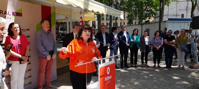 La escritora Rosa Montero en la Feria del Libro de Bilbao.
