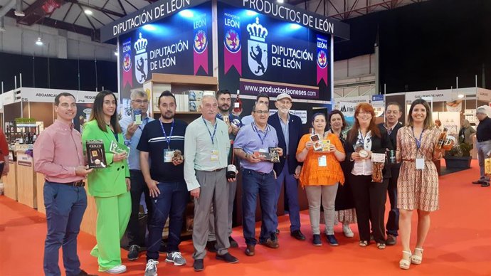 El vicepresidente de la Diputación de León , Matías Llorente,  en la 44 edición de la Feria Internacional Abanca Semana Verde de Galicia.