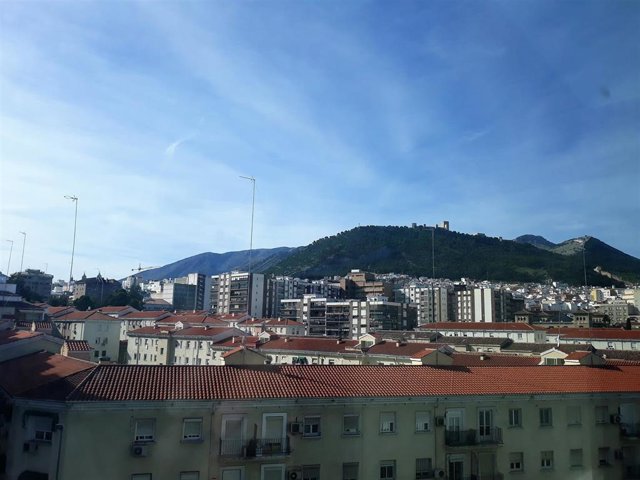 Archivo - Vista de viviendas de la ciudad de Jaén