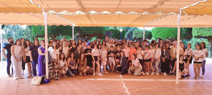 Imagen de grupo del encuentro de Mediación Escolar en Cerro Muriano.