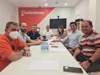 Cs-Jaén reivindica la labor del partido "para dar a los docentes el reconocimiento que merecen"