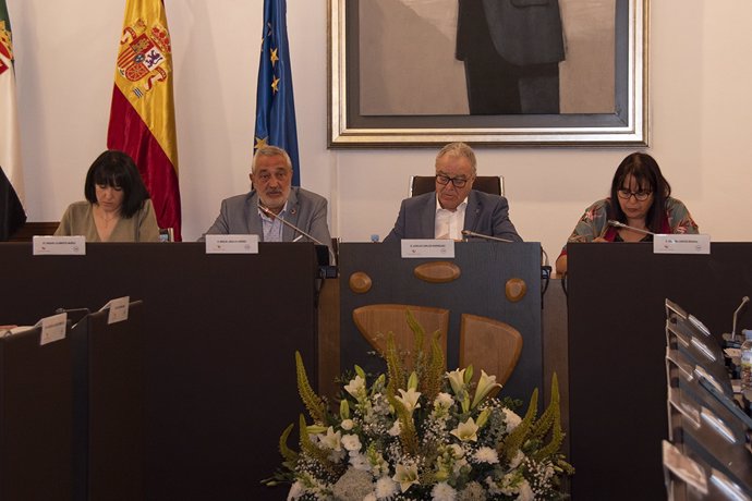 El presidente de la DPH, Miguel Gracia, preside la Comisión de Despoblación y Reto Demográfico de la Federación Española de Municipios y Provincias (FEMP).