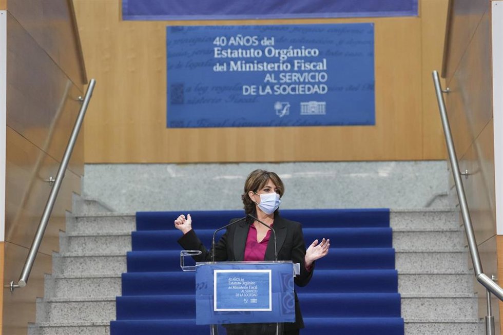 Archivo - La fiscal General del Estado, Dolores Delgado, interviene en el acto conmemorativo del 40 Aniversario de aprobación del Estatuto Orgánico del Ministerio Fiscal, en el Atrio del Palacio de Justicia, a 7 de marzo de 2022, en Bilbao, País Vasco 