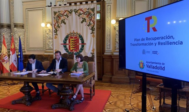 Rueda de prensa del equipo de Gobierno del Ayuntamiento de Valladolid sobre la concesión de fondos europeos.