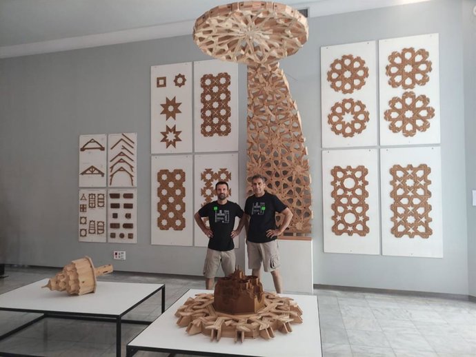 . Los Dos Profesores Del Centro De Oficios De León Premiados Por La Fundación Richard H. Driehause De Las Artes De La Construcción 2022.