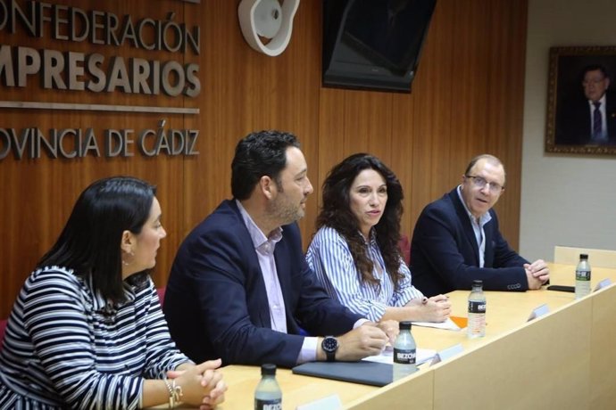 Rocío Ruiz en la Confederación de Empresarios de Cádiz.