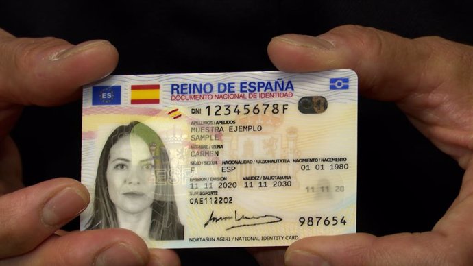 Archivo - Modelo del nuevo DNI Europeo 4.0.