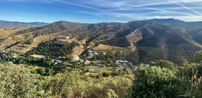 El Cerro de San Miguel de Granada tras el incendio.