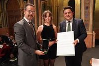 La UCV reconoce con su Medalla de Oro al pueblo ucraniano por su "defensa de la unidad y la libertad"