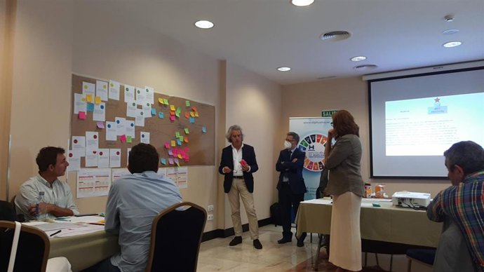 Taller de formación con agentes de la industria turística