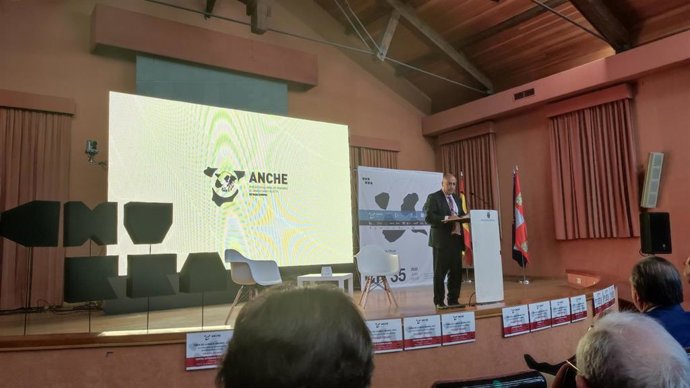 El consejero de Agricultura, Ganadería y Desarrollo Rural, Gerardo Dueñas inaugura la feria de Ganado Ovino Selecto de Raza Churra