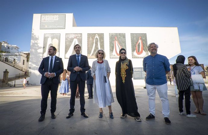 Presentación de la obra 'Gigantes' en el Festival de Cine Africano de Tarifa