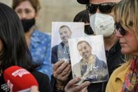 Familiares del Pitanxo ven "insultante" que el Gobierno mande un buque a la zona del siniestro, pero no investigue