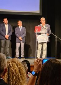 Bandera Azul España concede el premio 'Abanderado Azul' a Sebastián Quintana, promotor de 'Canarias, 1500 km de Costa'