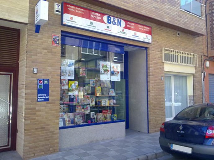 Punto de venta de la Lotería Nacional en la calle Miguel Servet de Albacete