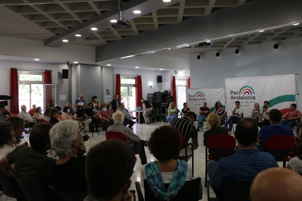 Acto de Economía Social en Fepamic con Alberto Garzón.