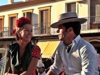 Canales Rivera e Isabel Márquez, enamorados y cómplices en 'El Rocío'