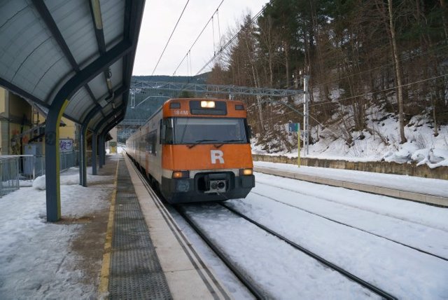 Archivo - Imatge de recurs d'un tren de Rodalies de Catalunya a Ribes de Freser (Girona)