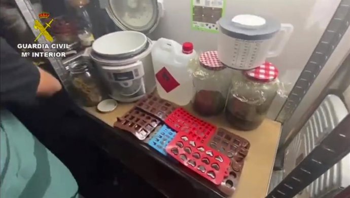 Laboratorio de gominolas de marihuana desmantelado