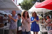 'Por Andalucía' promete a los taxistas que un Gobierno suyo "no les olvidará" ni "equiparará" con los VTC