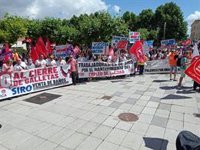 Trabajadores de Siro en Venta de Baños piden a la Junta que evite el cierre
