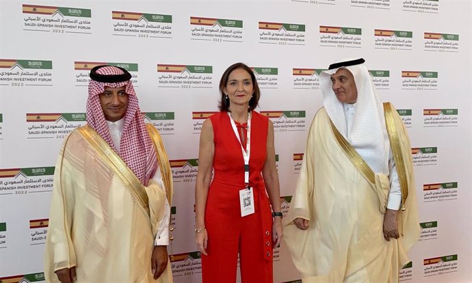 La ministra de Industria, Comercio y Turismo, Reyes Maroto, ha participado en la inauguración del Saudi-Spanish Investment Forum en Riad (Arabia Saudí)