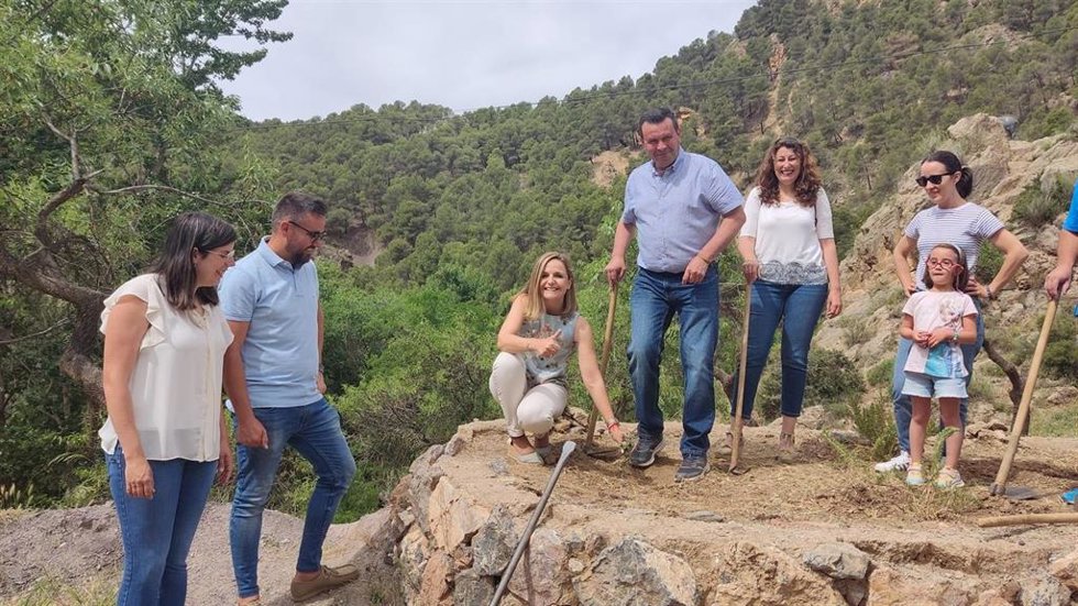 Candidatos del PP al Parlamento Andaluz por Almería en el Nacimiento de Laujar de Andarax