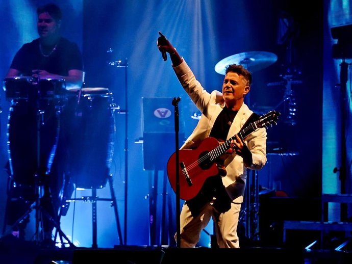 El cantante Alejandro Sanz durante un concierto en el Wanda Metropolitano, a 4 de junio de 2022, en Madrid (España).