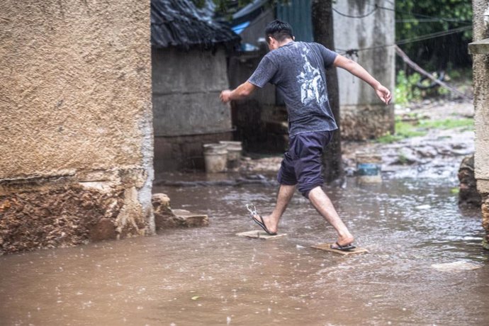 Archivo - Imagen de archivo de una zona inundada por las fuertes lluvias en México